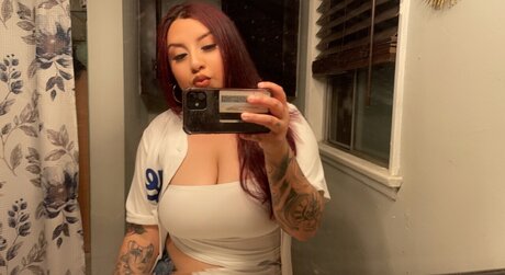 Nacktes geleaktes OnlyFans-Foto von Pearl