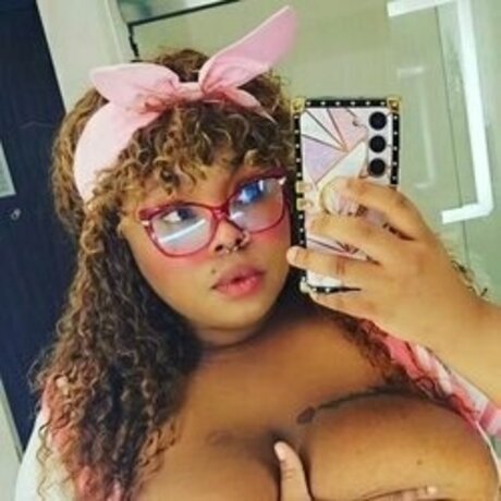 Nacktes geleaktes OnlyFans-Foto von Do Not Sub Read Bio