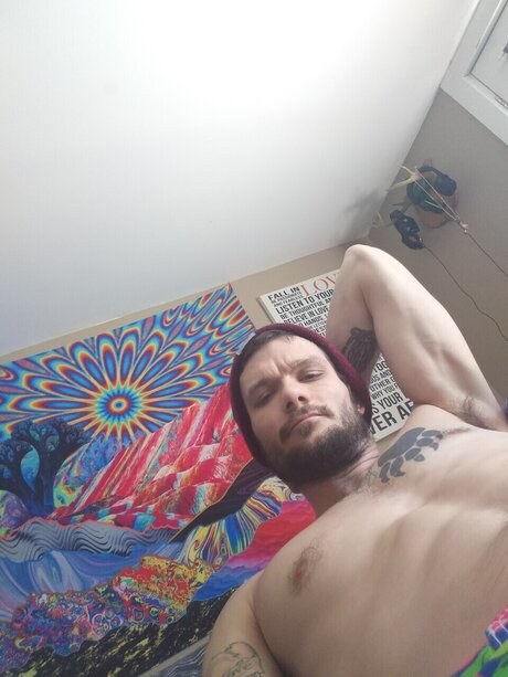 Nacktes geleaktes OnlyFans-Foto von Scooterclutch