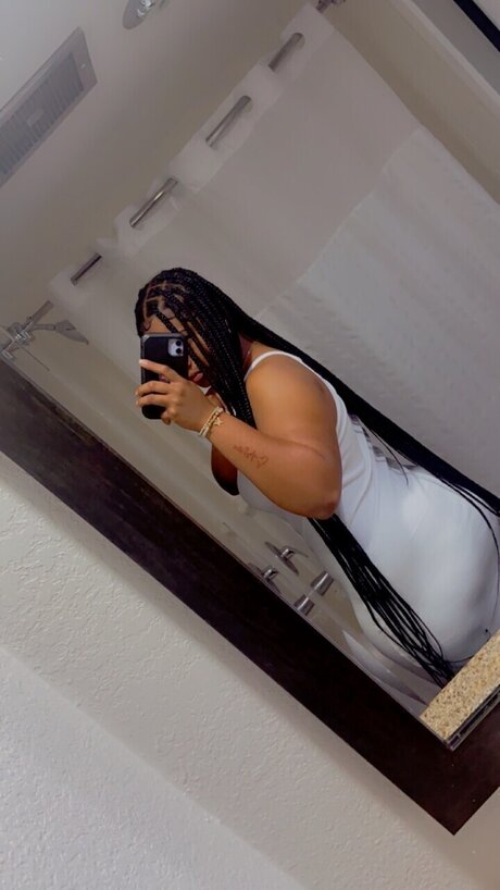 Nacktes geleaktes OnlyFans-Foto von Unique