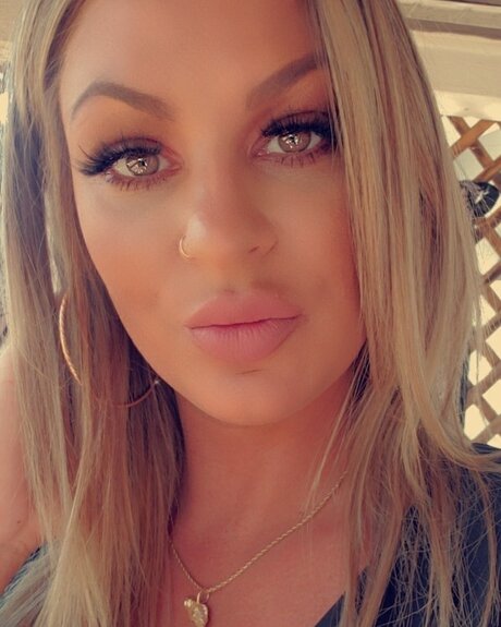 Nacktes geleaktes OnlyFans-Foto von Ice Queen 