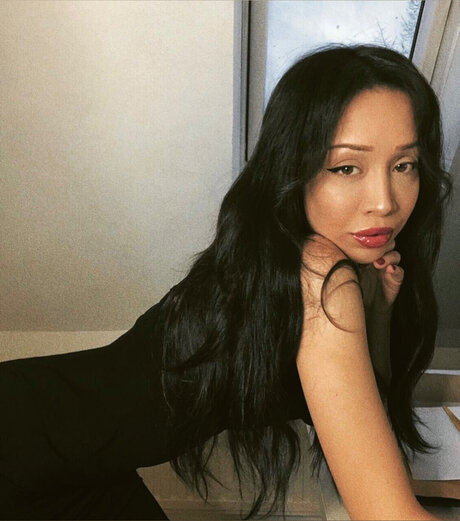 Nacktes geleaktes OnlyFans-Foto von Nailaimani