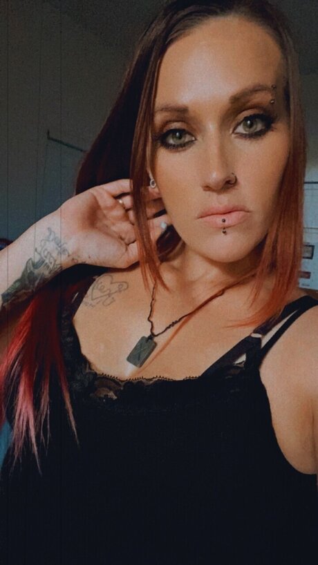 Nacktes geleaktes OnlyFans-Foto von M Nasty