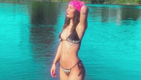 Nacktes geleaktes OnlyFans-Foto von Ashley Weidman