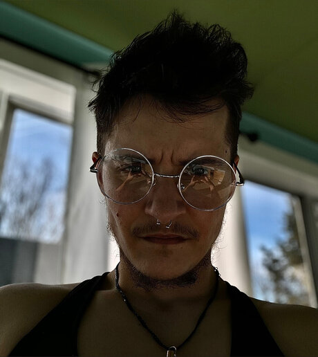 Nacktes geleaktes OnlyFans-Foto von Tdick