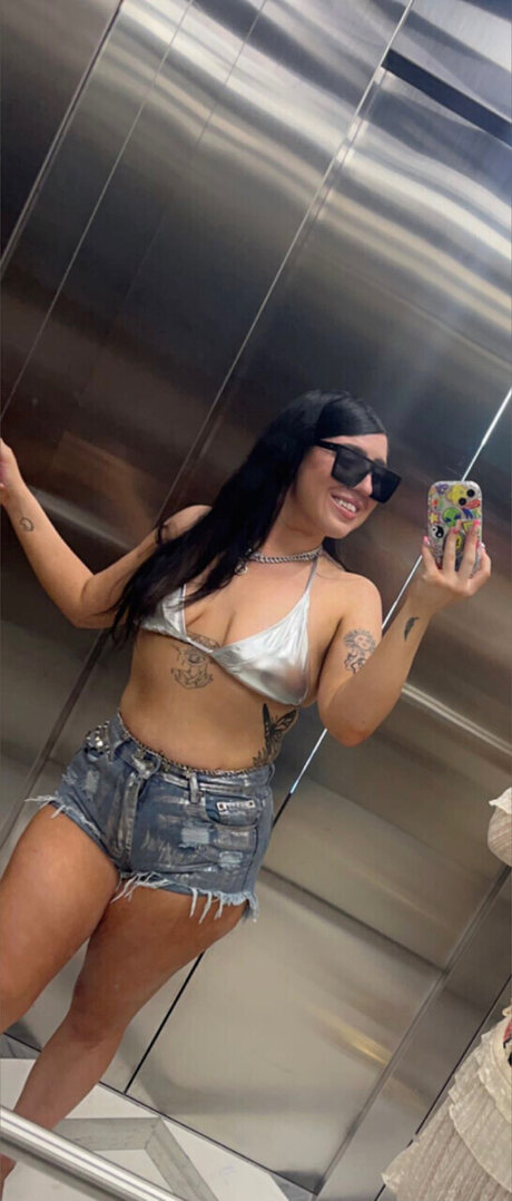 Nacktes geleaktes OnlyFans-Foto von Kells