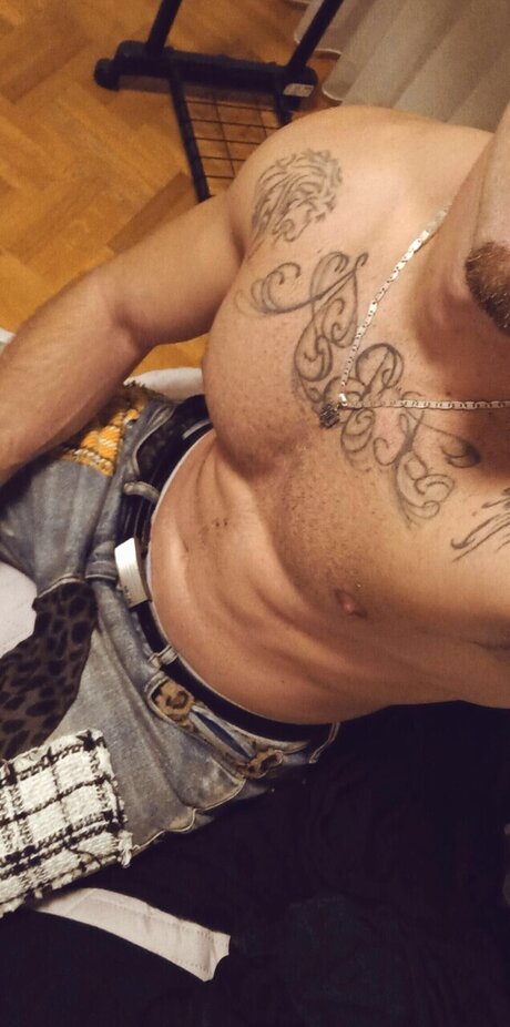 Nacktes geleaktes OnlyFans-Foto von Trippleskittz