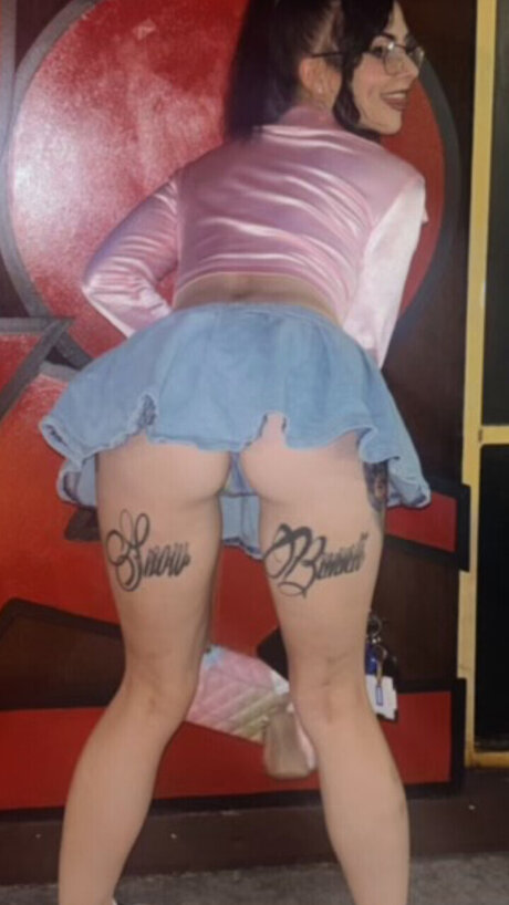 Nacktes geleaktes OnlyFans-Foto von Lusciously Wet