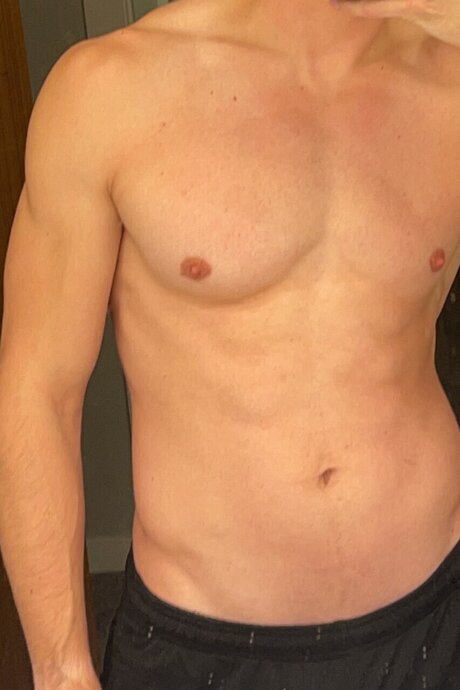 Nacktes geleaktes OnlyFans-Foto von Nate