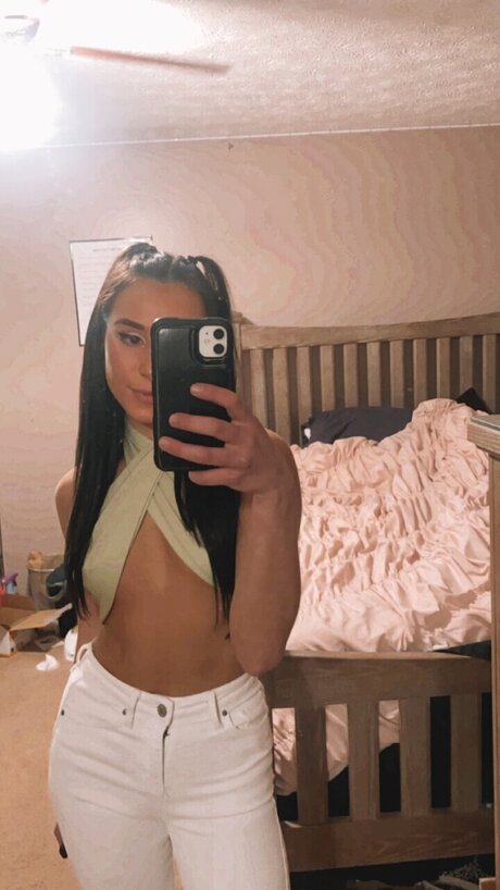 Nacktes geleaktes OnlyFans-Foto von Gwen