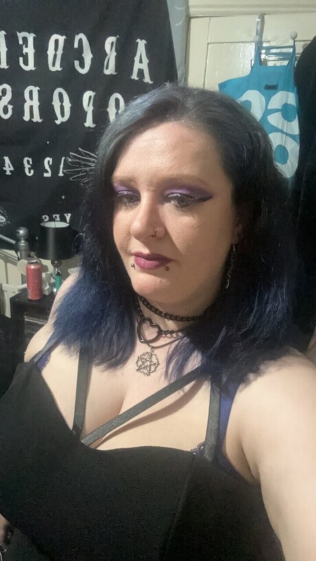 Nacktes geleaktes OnlyFans-Foto von Lalita