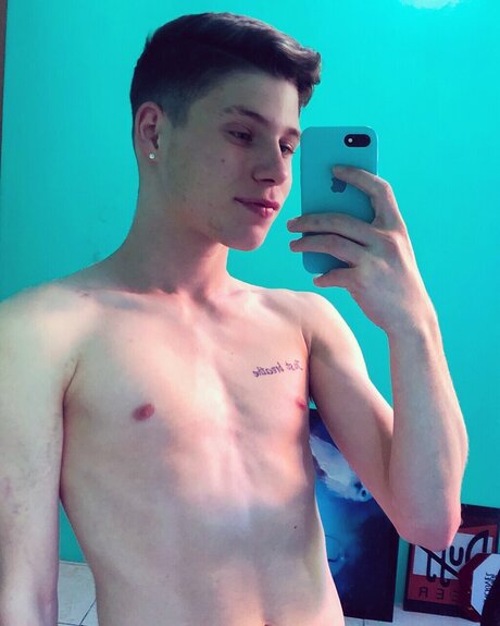 Nacktes geleaktes OnlyFans-Foto von Lucas Pasquali