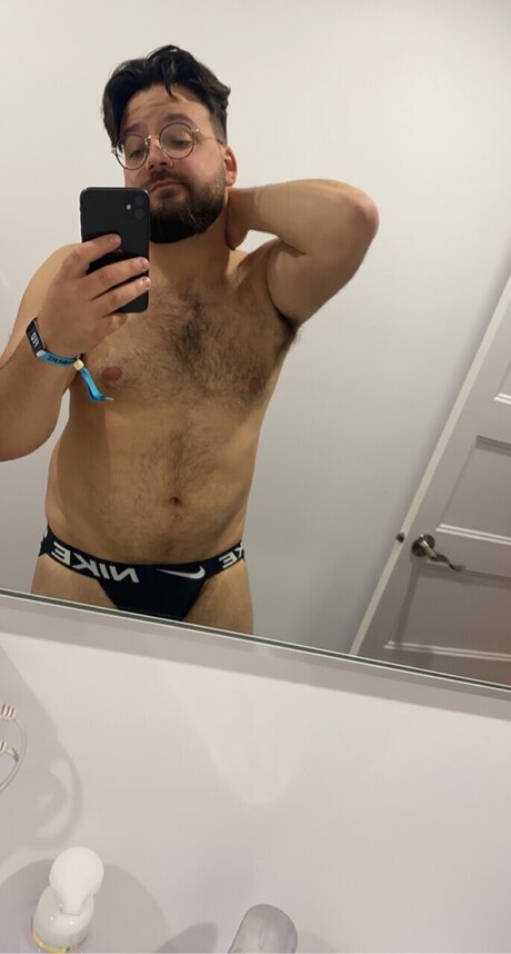 Nacktes geleaktes OnlyFans-Foto von 