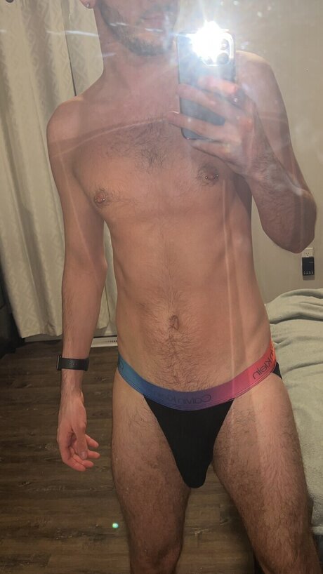 Nacktes geleaktes OnlyFans-Foto von Chaddy