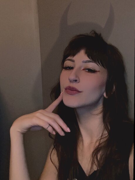 Nacktes geleaktes OnlyFans-Foto von Softchains