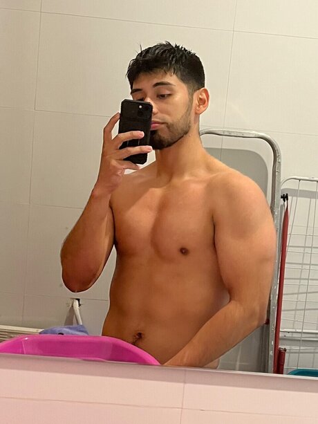 Nacktes geleaktes OnlyFans-Foto von Charly