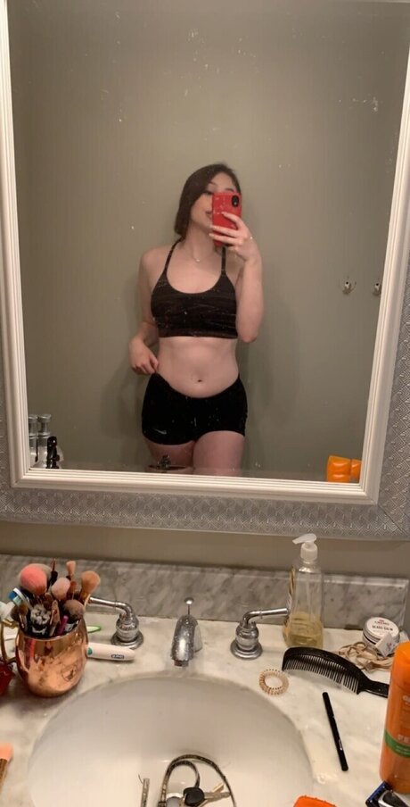Nacktes geleaktes OnlyFans-Foto von Carson Allen
