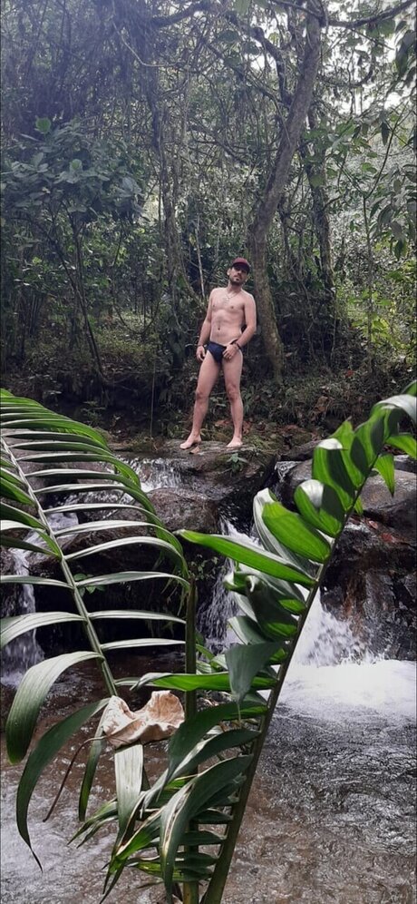 Nacktes geleaktes OnlyFans-Foto von Alex