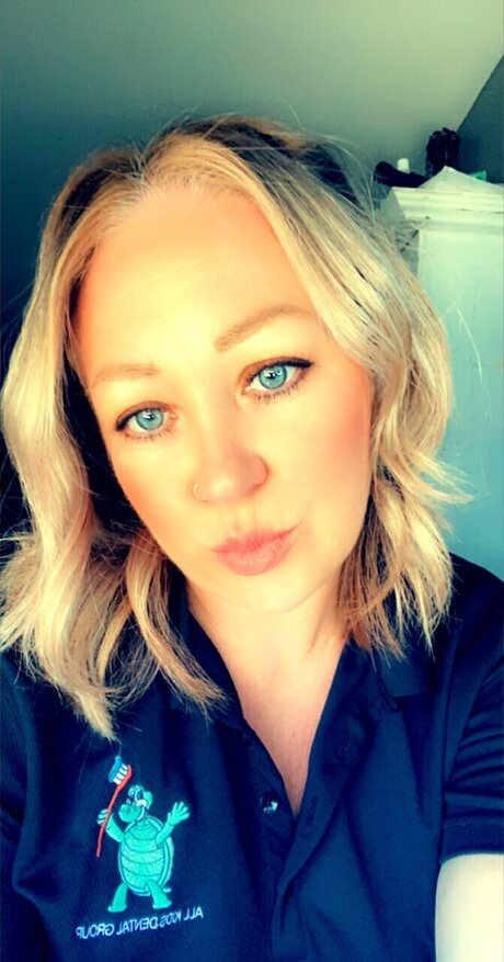 Nacktes geleaktes OnlyFans-Foto von Shauna