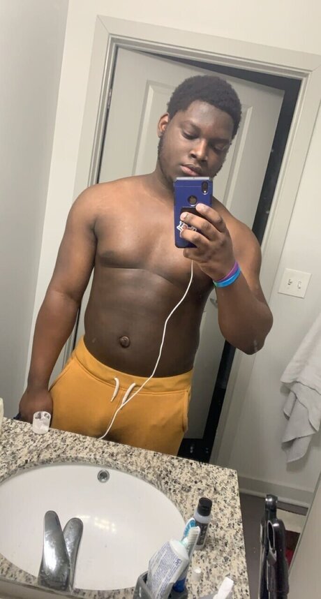 Nacktes geleaktes OnlyFans-Foto von Trefore