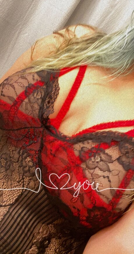 Nacktes geleaktes OnlyFans-Foto von Kitta