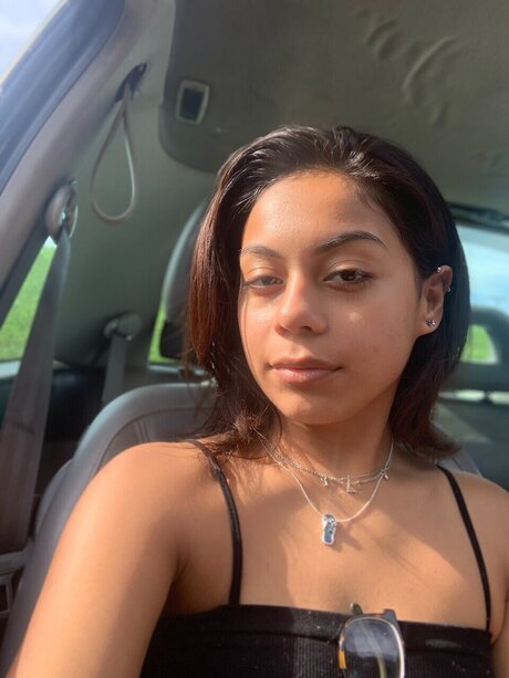 Nacktes geleaktes OnlyFans-Foto von Naomilious