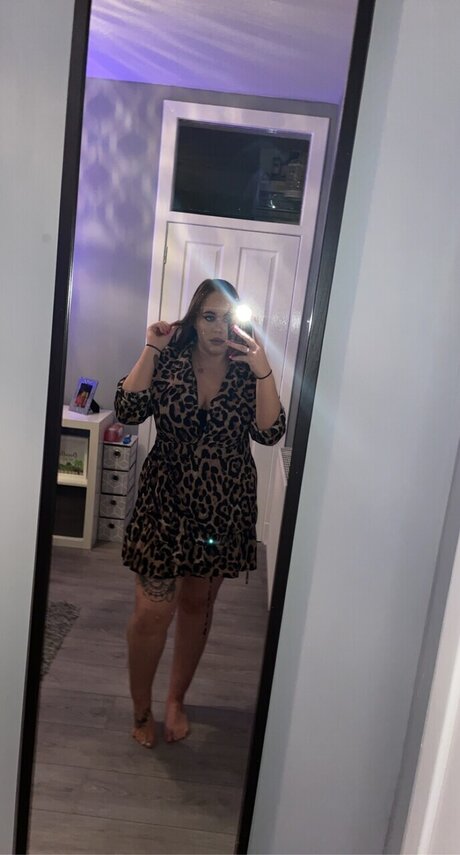 Nacktes geleaktes OnlyFans-Foto von Danielle