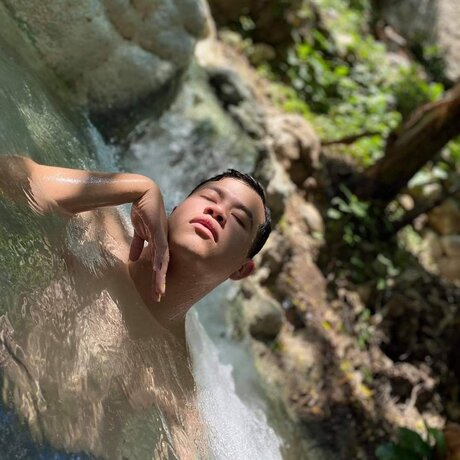 Nacktes geleaktes OnlyFans-Foto von Ajitzi Daz