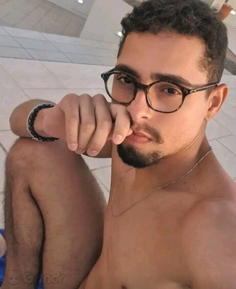 Nacktes geleaktes OnlyFans-Foto von Will