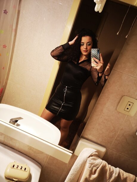 Nacktes geleaktes OnlyFans-Foto von Babychloe