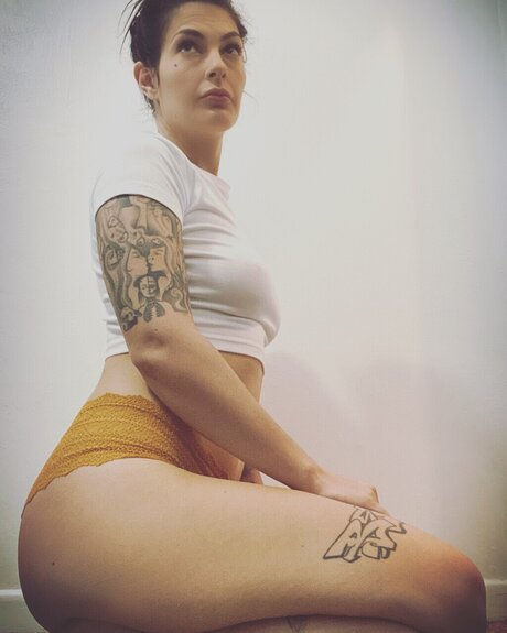 Nacktes geleaktes OnlyFans-Foto von Stephanie