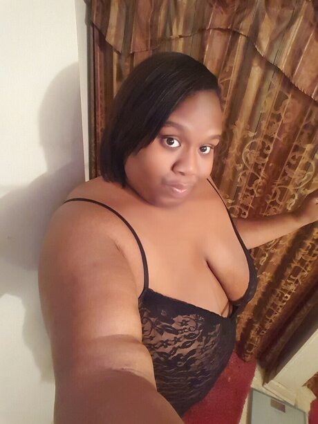Nacktes geleaktes OnlyFans-Foto von Hyssexualdesire