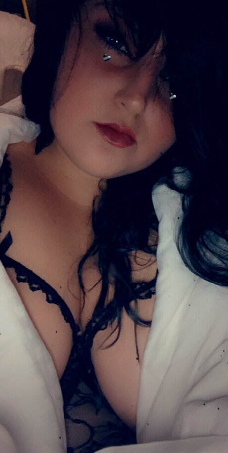 Nacktes geleaktes OnlyFans-Foto von Elisabeth