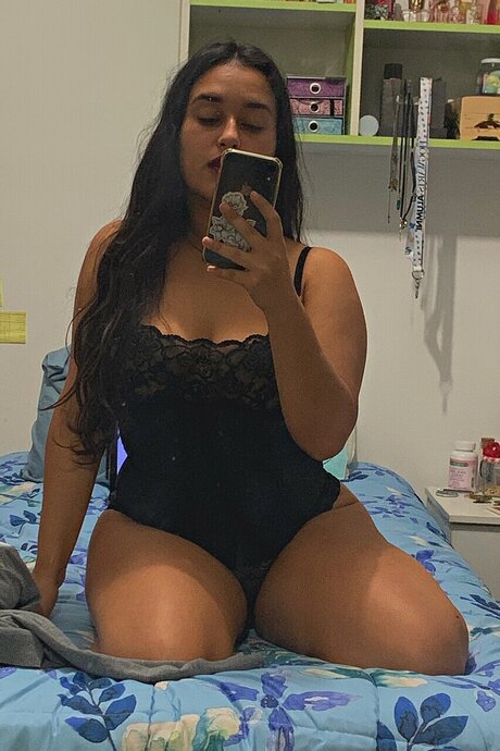 Nacktes geleaktes OnlyFans-Foto von Lore