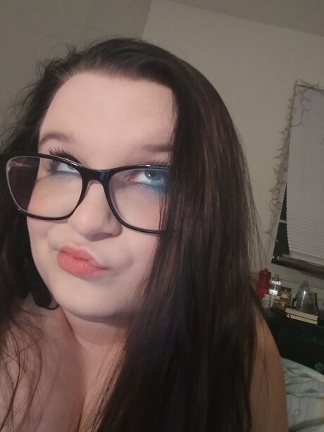 Nacktes geleaktes OnlyFans-Foto von Melody Brimhall
