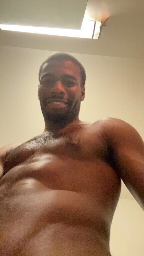 Nacktes geleaktes OnlyFans-Foto von Jeterman1