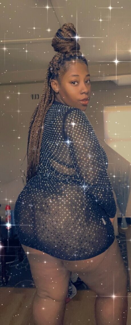 Nacktes geleaktes OnlyFans-Foto von Blkbonnie