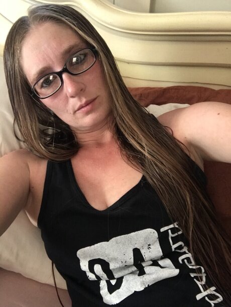 Nacktes geleaktes OnlyFans-Foto von Emily Honrine