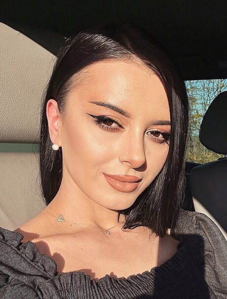 Nacktes geleaktes OnlyFans-Foto von Marie