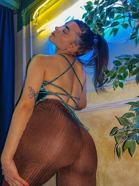 Nacktes geleaktes OnlyFans-Foto von Onlyandreea