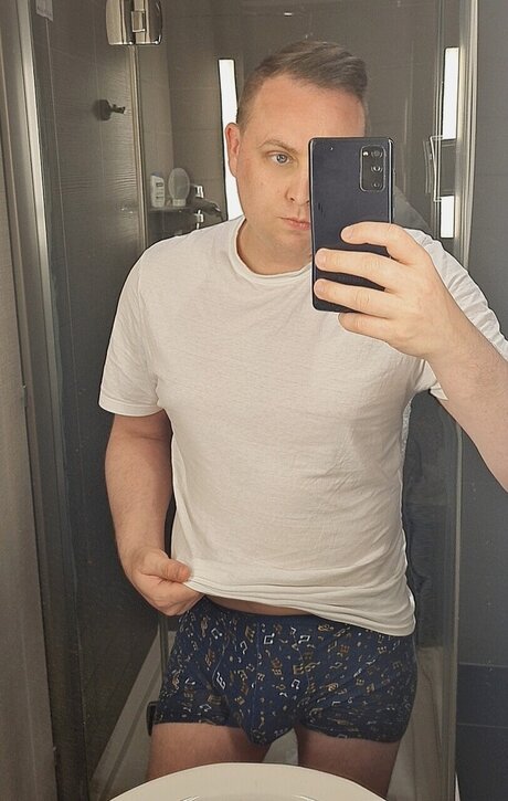 Nacktes geleaktes OnlyFans-Foto von U3942678