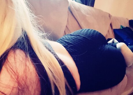 Nacktes geleaktes OnlyFans-Foto von Theonlyone4u