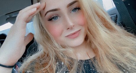 Nacktes geleaktes OnlyFans-Foto von Hayhayy
