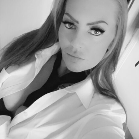 Nacktes geleaktes OnlyFans-Foto von Joanne