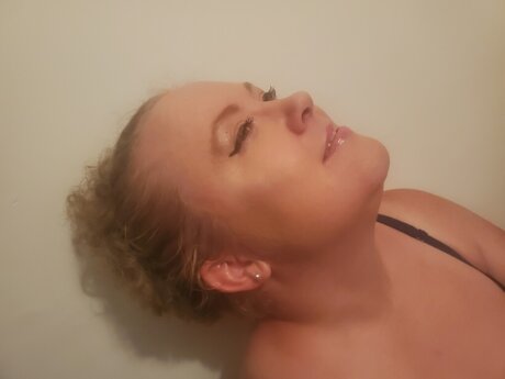 Nacktes geleaktes OnlyFans-Foto von Lacy Cakes 