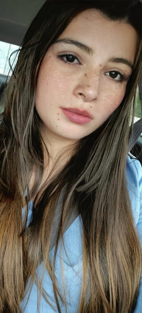 Nacktes geleaktes OnlyFans-Foto von Kitten Match