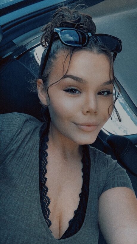 Nacktes geleaktes OnlyFans-Foto von Samantha