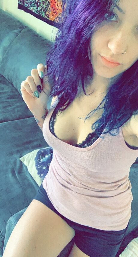 Nacktes geleaktes OnlyFans-Foto von Meow