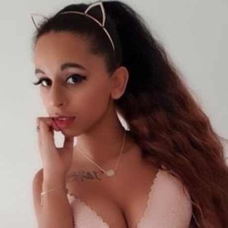 Nacktes geleaktes OnlyFans-Foto von Cassiopee Snow 