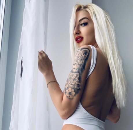 Nacktes geleaktes OnlyFans-Foto von Babi
